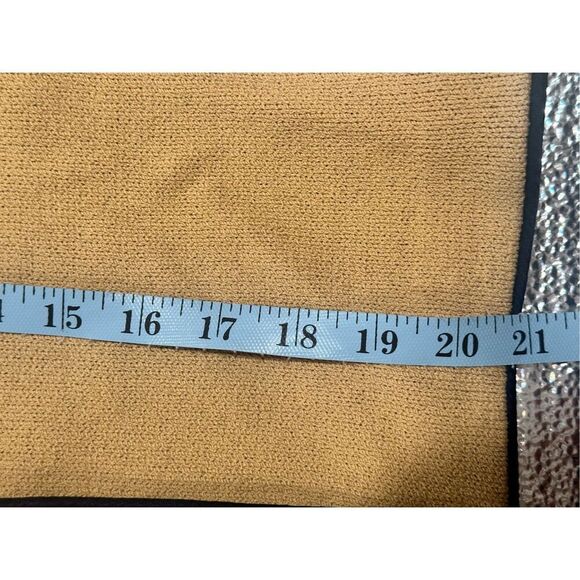 St. John Santana Knit Logo Embroidered Patch Crest Jacket Blazer Size 4 - Picture 4 of 10